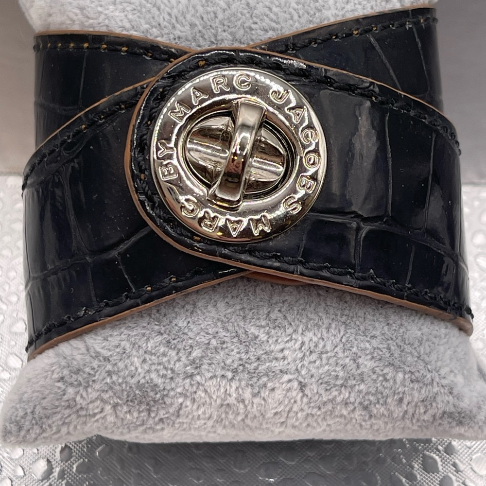 Marc by Marc Jacobs Black leather embossed double wrap bracelet